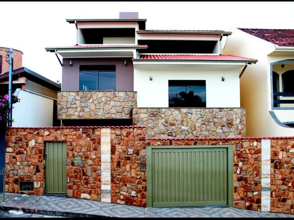 Casa no bairro João Paulo II em Pouso Alegre