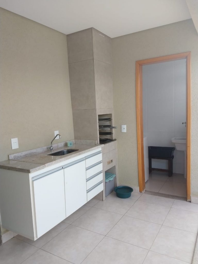 VENDA – Apartamento no bairro Fátima III em Pouso Alegre.