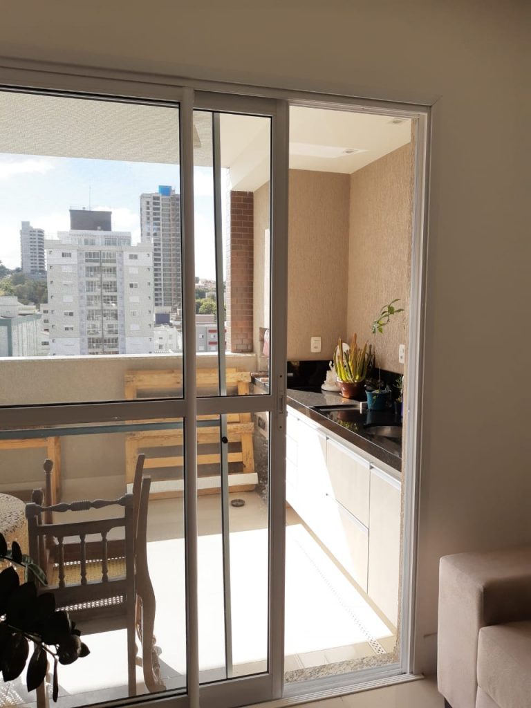 VENDA – Apartamento no bairro João Paulo II em Pouso Alegre.