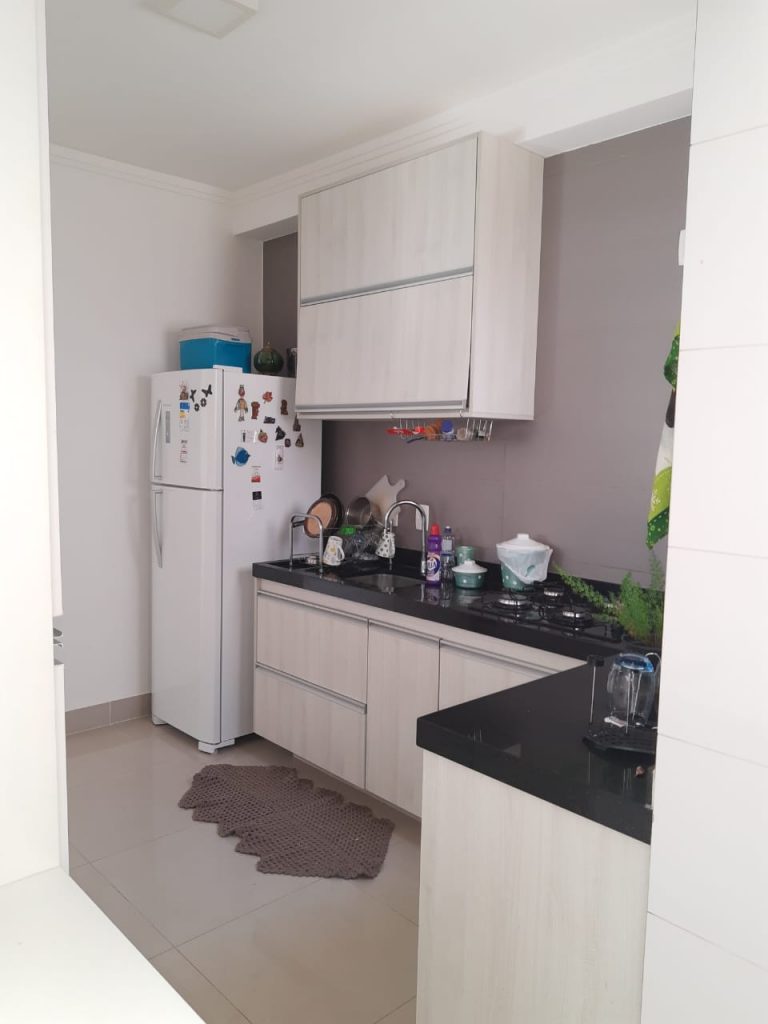 VENDA – Apartamento no bairro João Paulo II em Pouso Alegre.