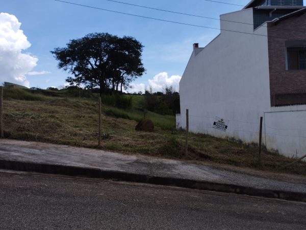 LOTE – BAIRRO: IBIRA EM POUSO ALEGRE