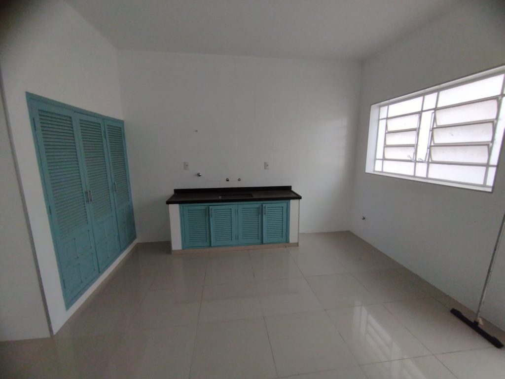 CASA 300M² CENTRO POUSO ALEGRE MG – VENDE/ALUGA